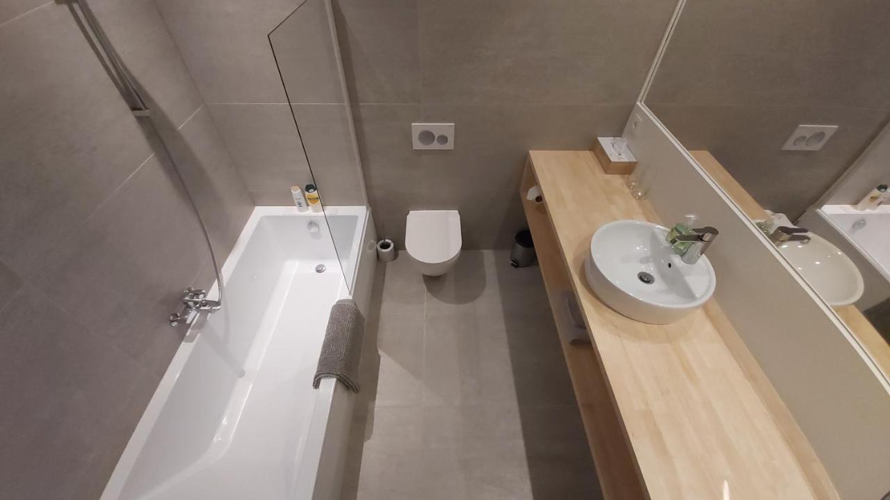 Prive Gastenverblijf In Brugge Fietsen En Garage Inclusief מראה חיצוני תמונה